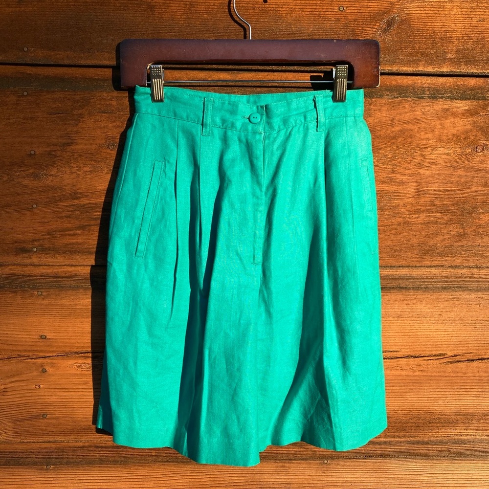Linen Bright Vintage Shorts